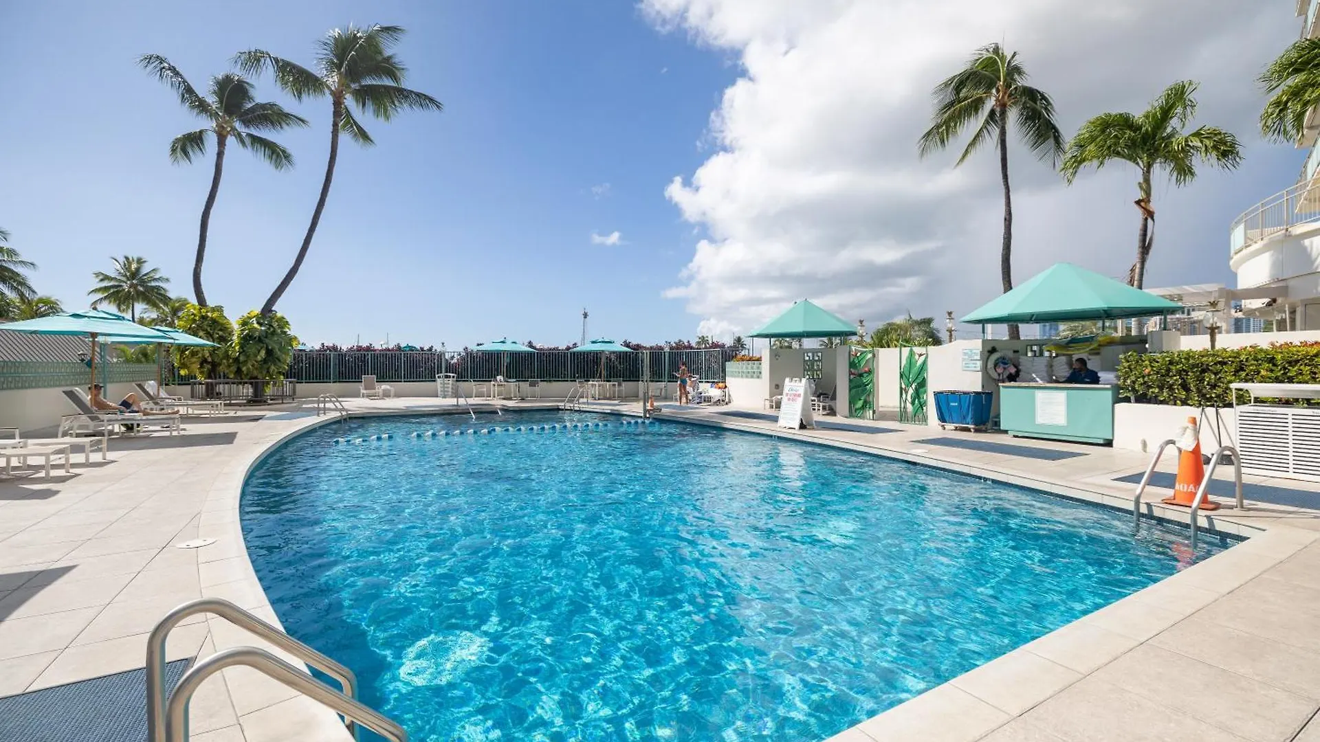 Ilikai Hotel 2Br Honolulu Apartment